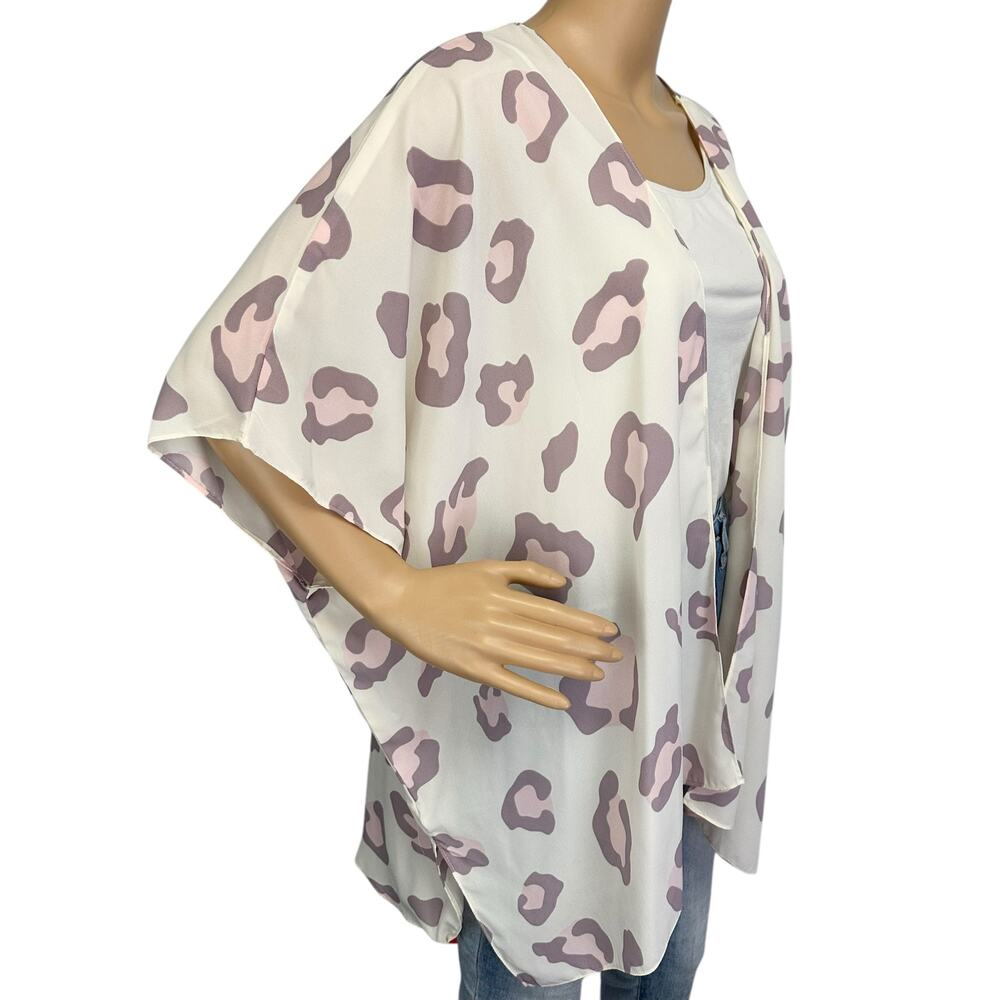 2/$15 Chic Soul Leopard Print Kimono Purple Sheer Plus Size 1X - Picture 3 of 10